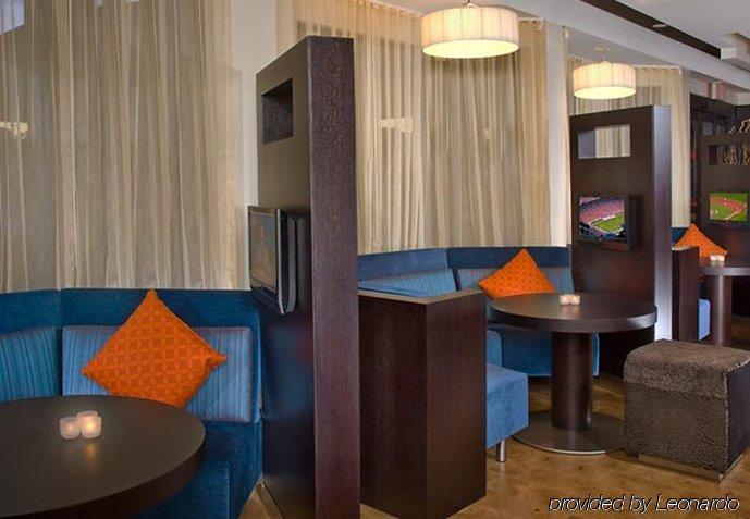 Courtyard Birmingham Hoover Restoran foto