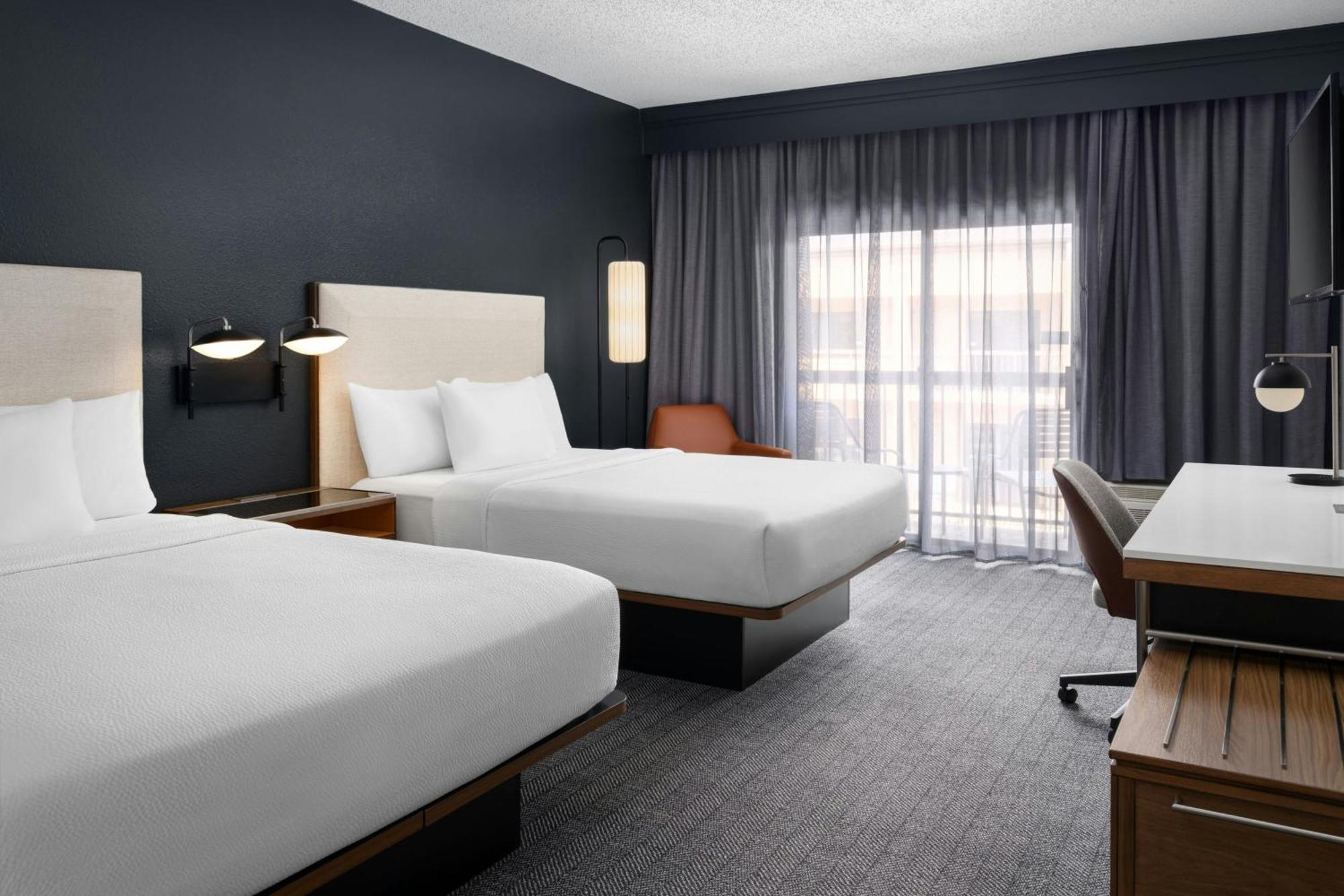 Courtyard Birmingham Hoover Bagian luar foto