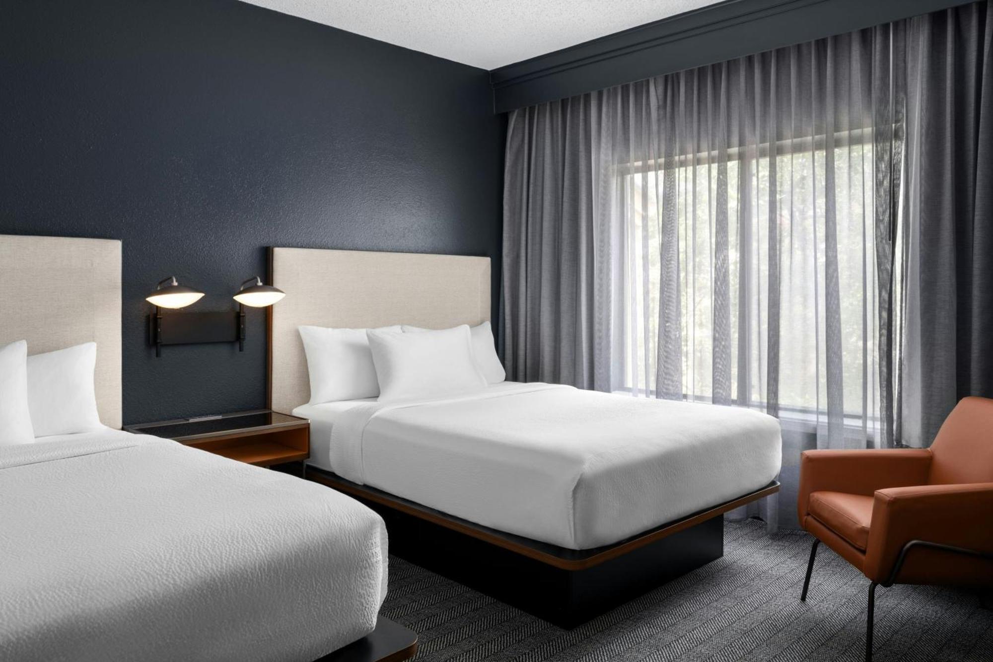 Courtyard Birmingham Hoover Bagian luar foto