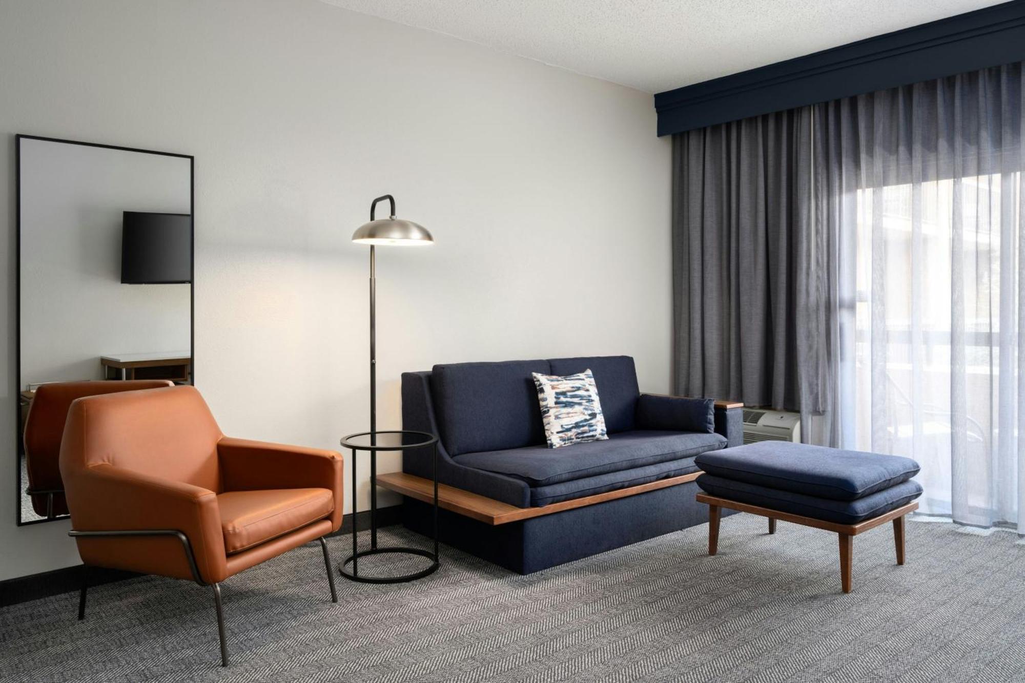 Courtyard Birmingham Hoover Bagian luar foto